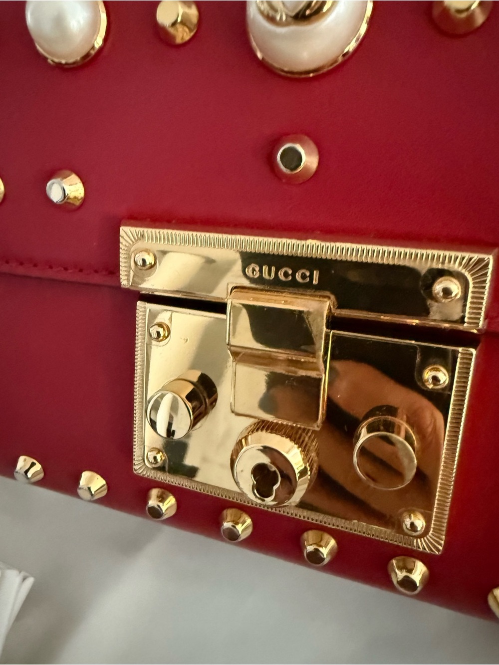 Gucci Red Leather padlock Pearl-Embellished Chain Crossbody Bag, dust bag,COA - Picture 14 of 15